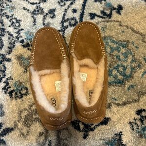 Ugg slippers